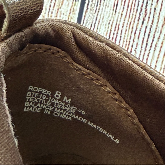 BareTraps Roper Zip Up Round Almond Toe Block Heel Brown Ankle Booties - Picture 9 of 11